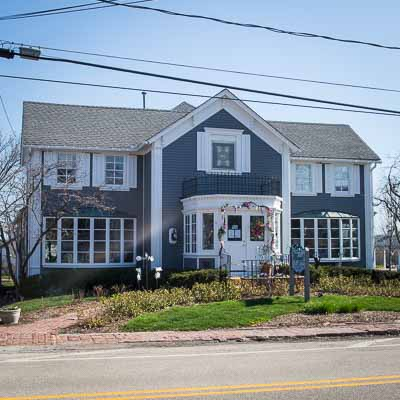 Preview image for Stop 18, the Albert Sauer House